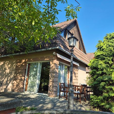 Siofoki Nyaralohaz Villa Exteriör bild